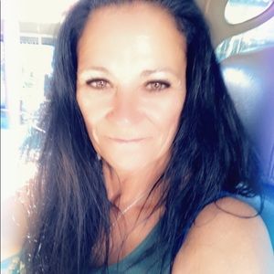 Meet your Posher, Kay